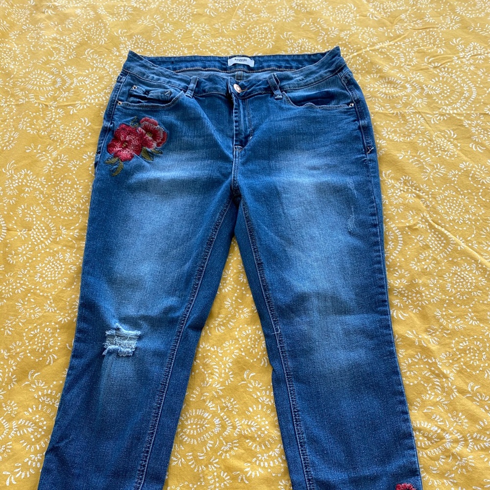 Kenzie embroidered crop jean